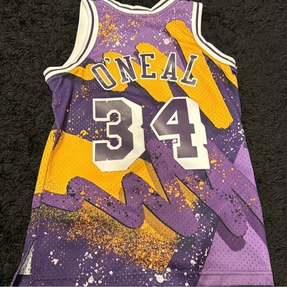 Men’s XS Shaquille O’Neal 1996-97 Mitchell & Ness Jersey - Picture 2 of 3